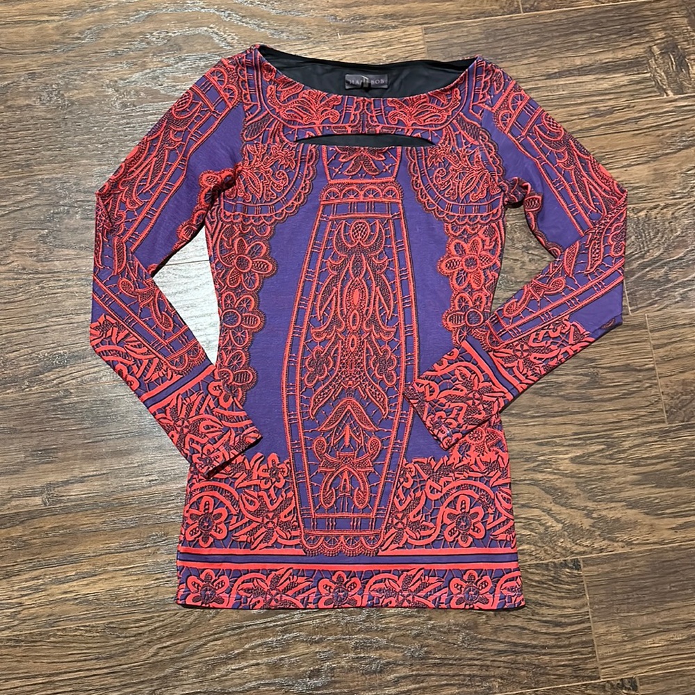 Long Sleeve Key-hole Top